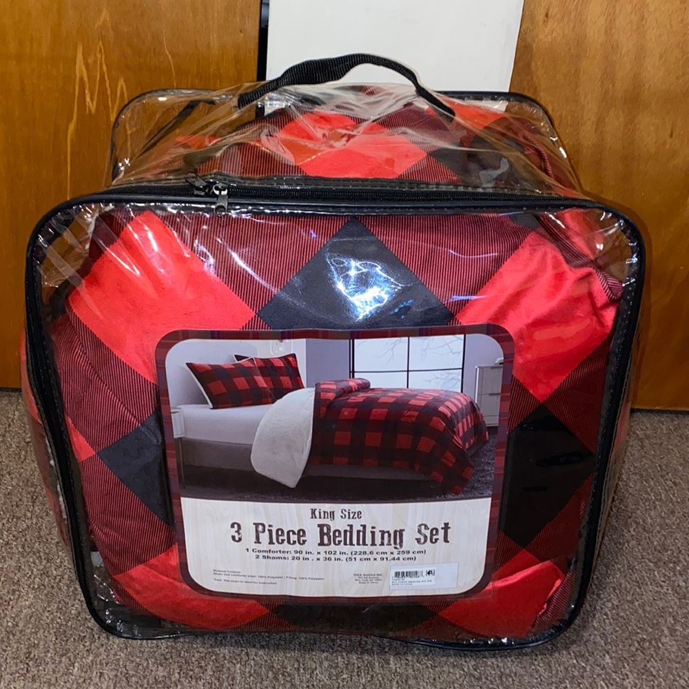 ❤️🤍🖤♥️ NWT King Size 3PC Plaid Bedding Set